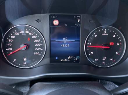 Mercedes-Benz - Vito