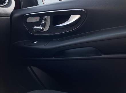 Mercedes-Benz - Vito