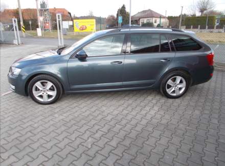 Škoda - Octavia