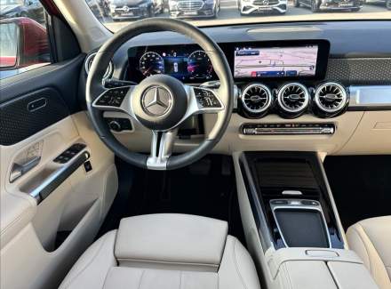 Mercedes-Benz - GLB