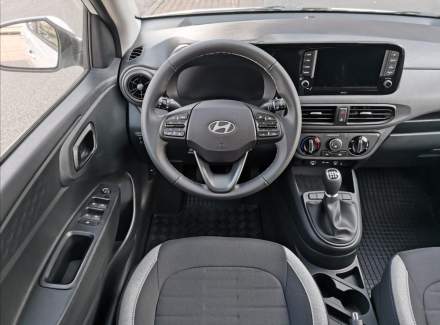 Hyundai - i10