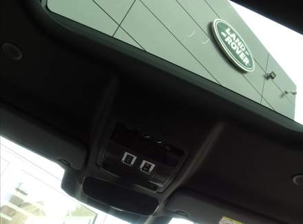 Land Rover - Defender