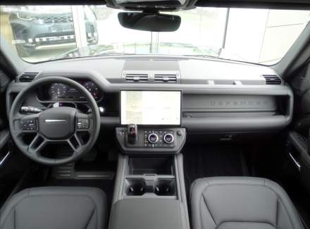 Land Rover - Defender