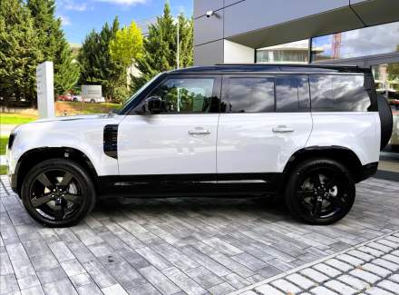 Land Rover - Defender