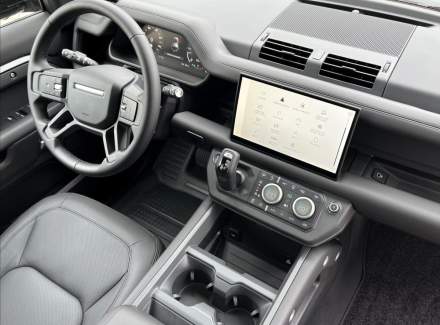 Land Rover - Defender