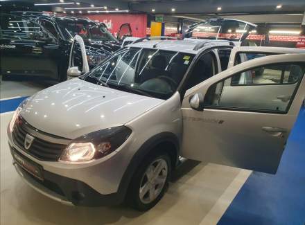 Dacia - Sandero
