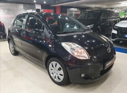 Toyota - Yaris