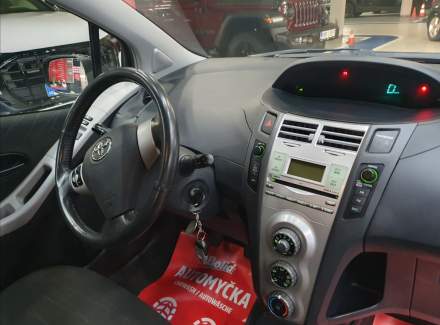 Toyota - Yaris