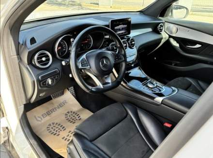 Mercedes-Benz - GLC