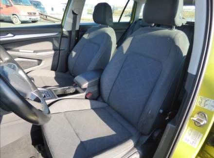 Volkswagen - Golf
