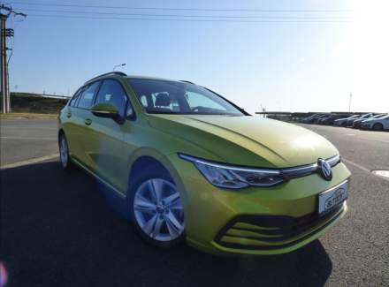 Volkswagen - Golf