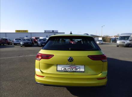 Volkswagen - Golf