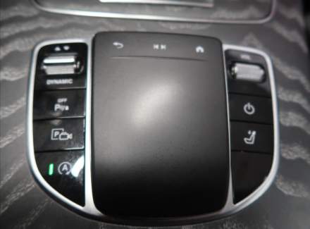 Mercedes-Benz - E-class