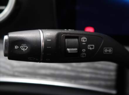 Mercedes-Benz - E-class