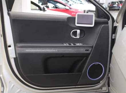 Hyundai - IONIQ 5