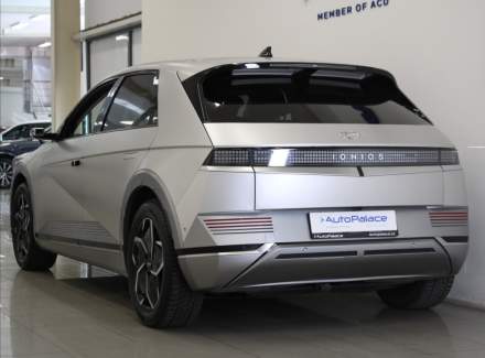 Hyundai - IONIQ 5
