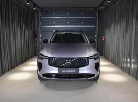 Volvo - XC90