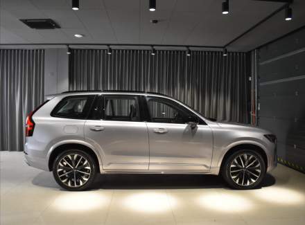 Volvo - XC90