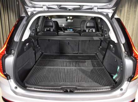 Volvo - XC90