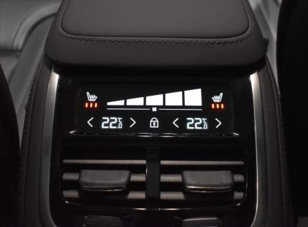 Volvo - XC90