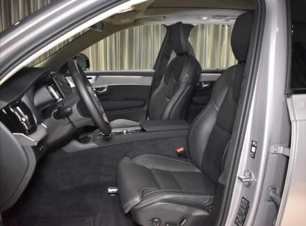 Volvo - XC90