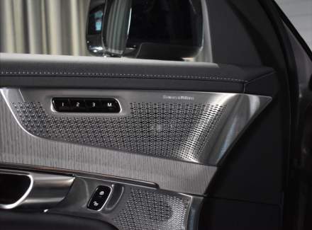Volvo - XC90