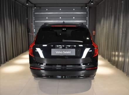 Volvo - XC90