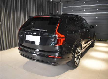 Volvo - XC90