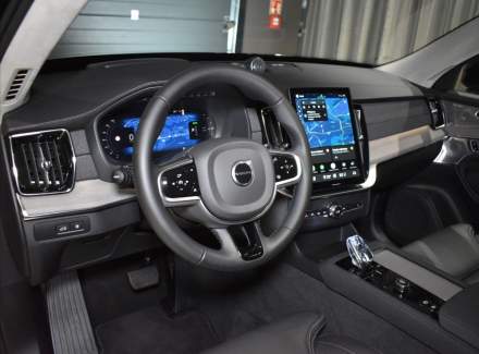 Volvo - XC90