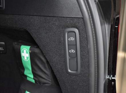 Volvo - XC90