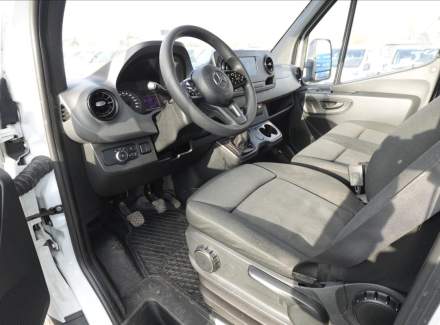 Mercedes-Benz - Sprinter