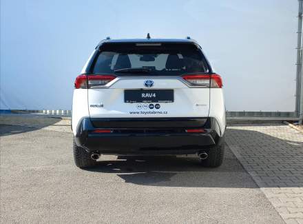 Toyota - RAV 4