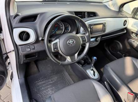 Toyota - Yaris