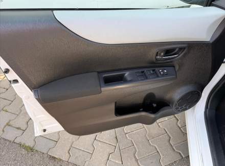 Toyota - Yaris