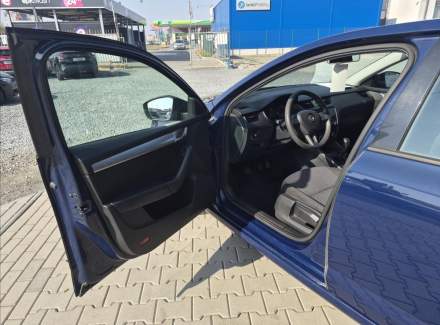 Škoda - Octavia