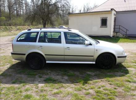 Škoda - Octavia