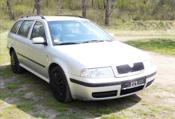 Škoda - Octavia