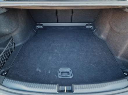 Mercedes-Benz - C-class