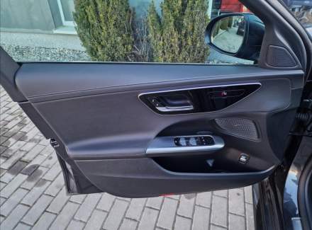 Mercedes-Benz - C-class