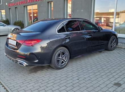 Mercedes-Benz - C-class