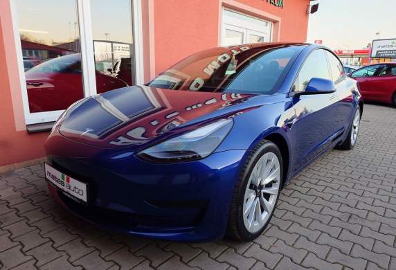 Tesla - Model 3