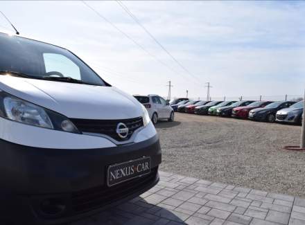 Nissan - NV200