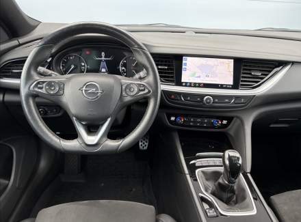 Opel - Insignia