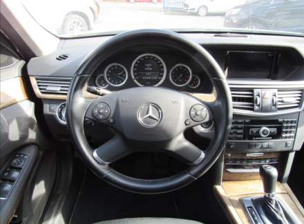 Mercedes-Benz - E-class