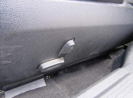 Mercedes-Benz - E-class