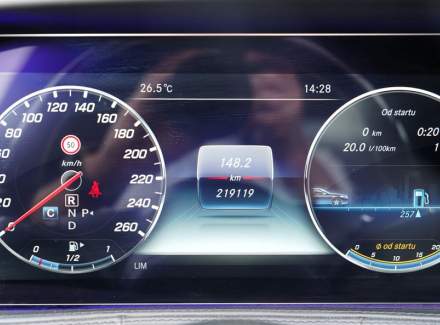 Mercedes-Benz - S-class