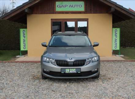 Škoda - Octavia