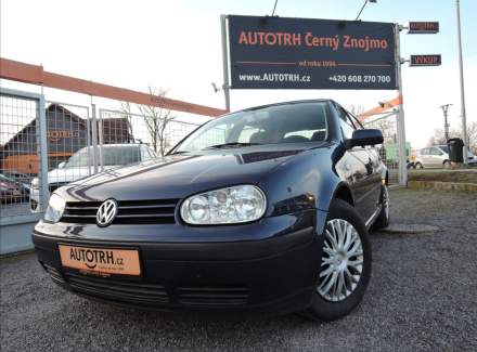 Volkswagen - Golf