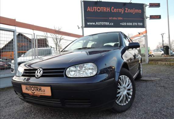 Volkswagen - Golf