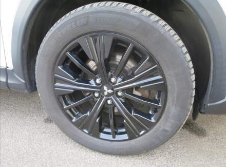 Mitsubishi - Eclipse Cross